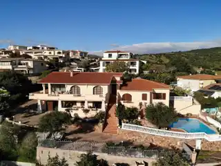 Splendid Villa with Private Garden and Pool