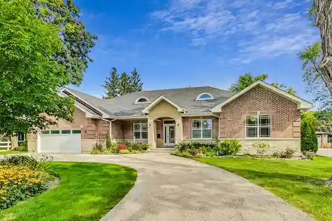 Stunning Custom Ranch