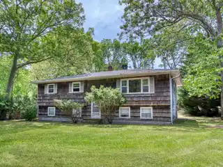 Beautiful Investment Opportunity in Sag Harbor Village