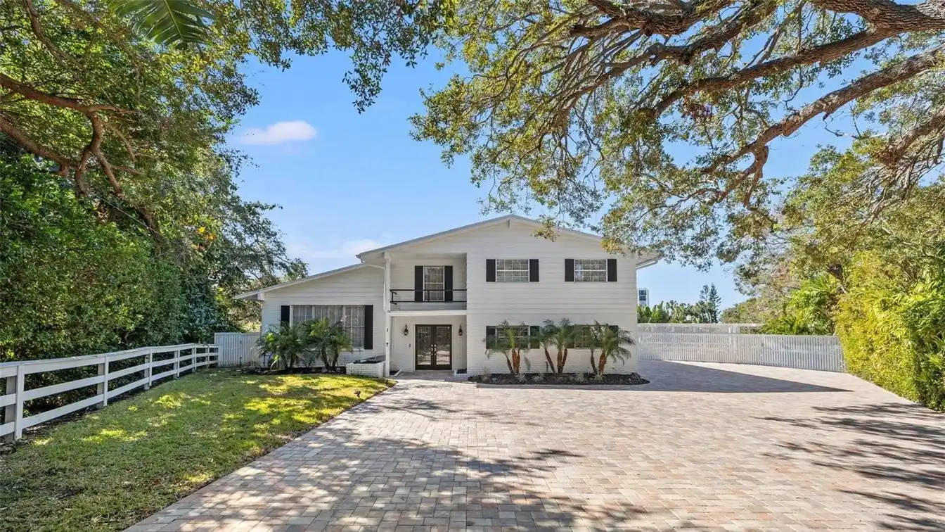 Serene Retreat in Gallinule Place