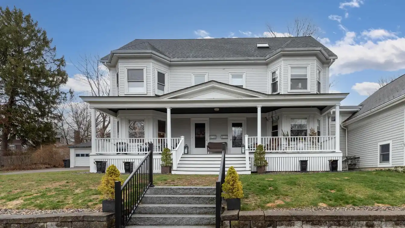 Beautifully Updated Townhome