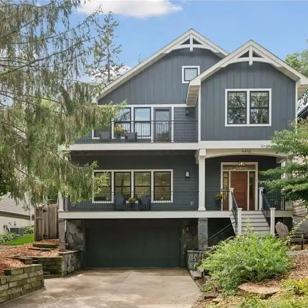 FABULOUS LOCATION IN SOUTHWEST MINNEAPOLIS