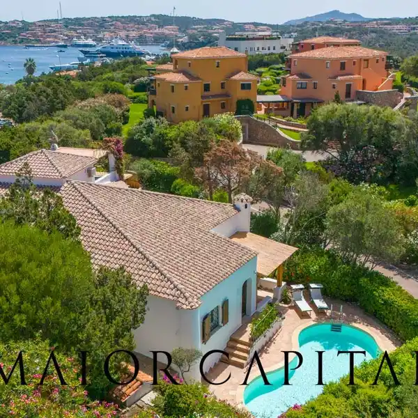 GORGEOUS FIVE BEDROOM VILLA WITH POOL