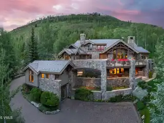 Luxurious Architectural Gem Above Vail Village