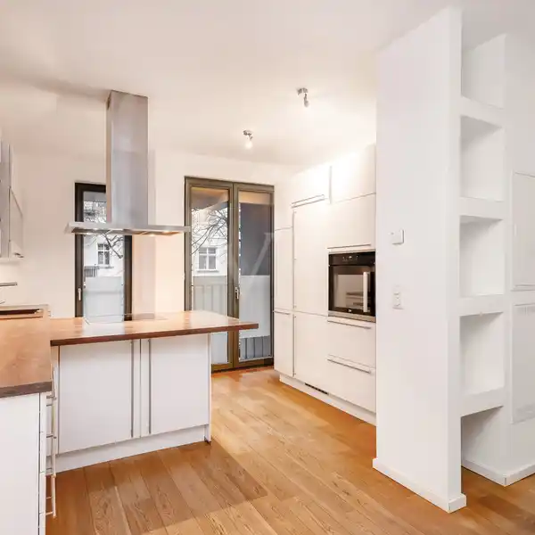UPSCALE STYLE IN POPULAR FRIEDRICHSHAIN