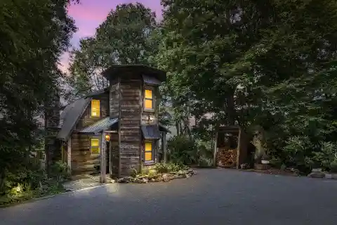 The Treehouse at Cataloochee