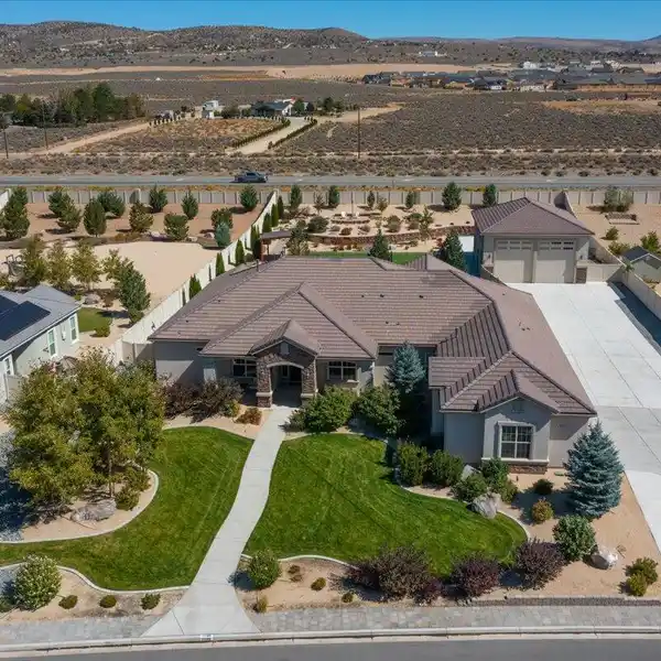 EXPANSIVE SINGLE-STORY FORMER MODEL