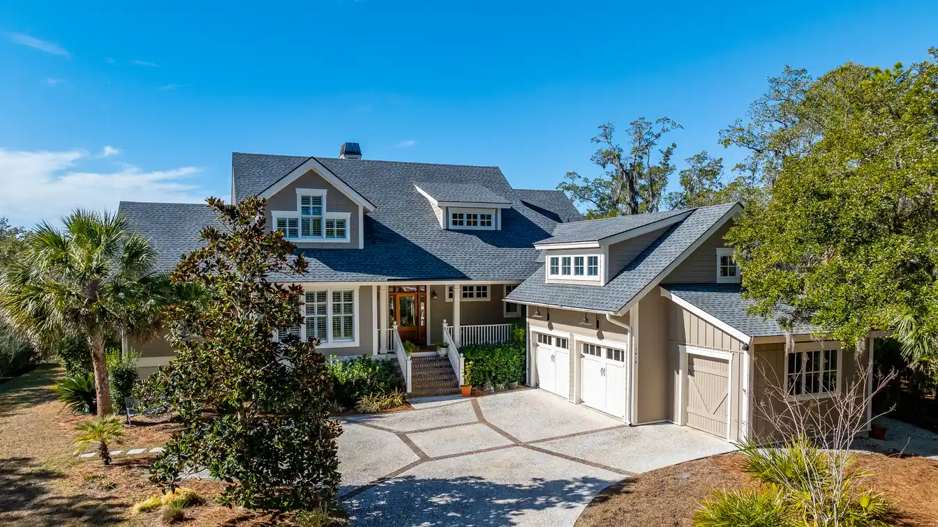 A True Gem with Breathtaking Creek Views
