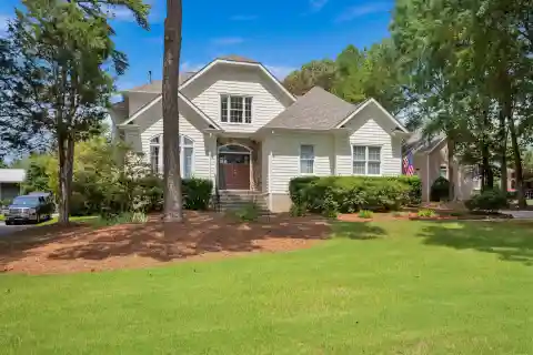 Stunning Luxury Home with Guest House and Boat Lift