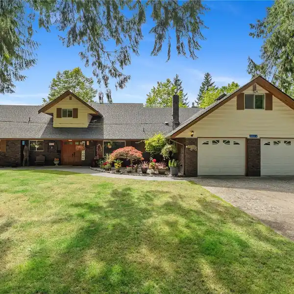 DUAL HOMES ON NEARLY 3 ACRES ESTATE