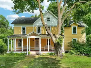 Lovely Home in the Village of Kinderhook