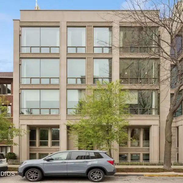 RARE OPPORTUNITY IN A PREMIER BOUTIQUE BUILDING