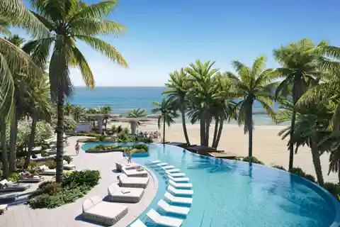 Oceanfront Luxury Living: Spacious Three-bedroom Residence