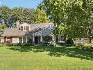 Outstanding Home in Golf Terrace Heights