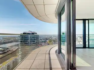 Extraordinary Apartment in the Exclusive Grand Tower