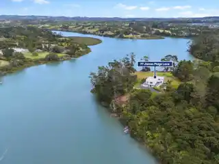 Captivating Waterfront Retreat