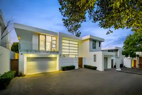 Sleek Sophistication in the Heart of Morningside