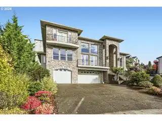 Beautiful Custom High-end Home
