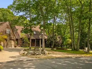 Spacious Tower Ridge Post & Beam