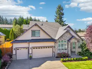 Custom Home in Upscale Lacamas Estate Neighborhood