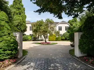 Beautiful Private Mediterranean Style Home for Rent