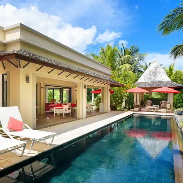 LUXURY VILLA SURROUNDED BY NATURE