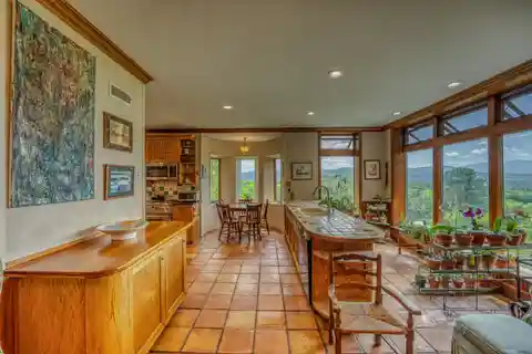 Secluded and Private Geodesic Home on 200+ Acres