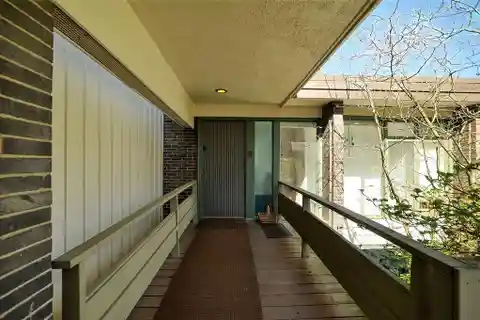 Stunning Mid-Century Modern Home Designed by Renowned Architect