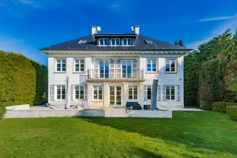 Spacious Villa in a Green Setting