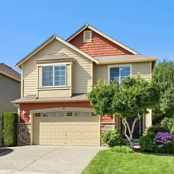 GORGEOUS HOME IN A PRIME NEIGHBORHOOD