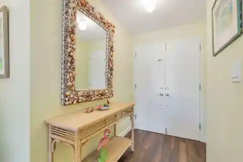 Light-Filled and Tastefully Designed Apartment