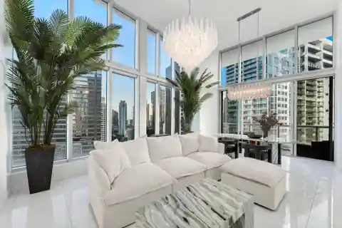 Miami Luxury with Classic Art Deco Elegance