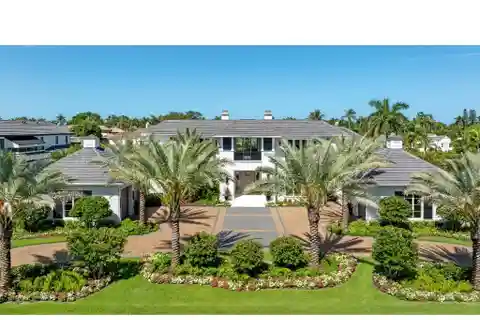 Extraordinary Estate in Prestigious Port Royal