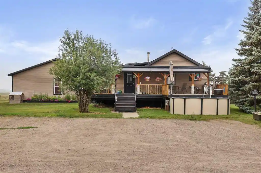 Exceptional Rural Living on Ten Acres