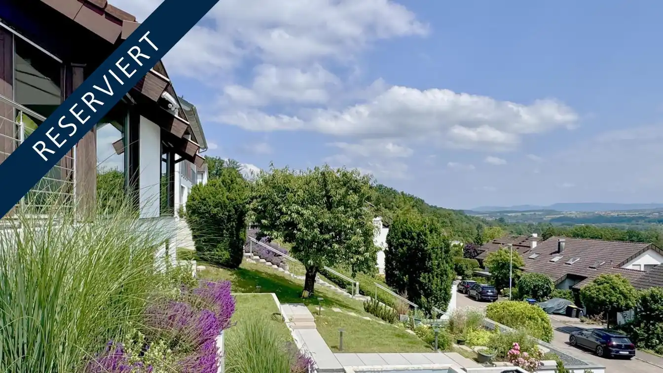 Spacious Family Paradise with Panoramic Views