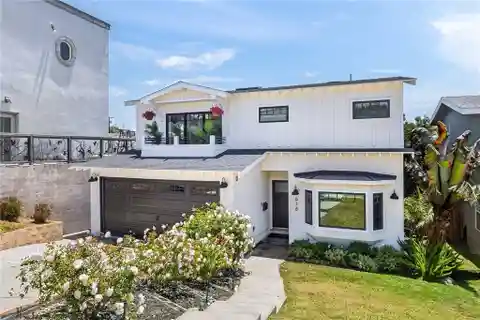 Stunning Home on a Quiet Cul-de-sac