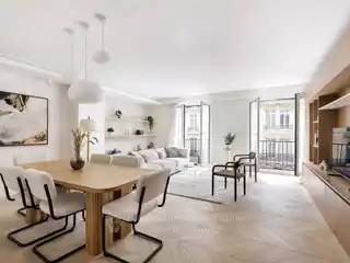 Bright and Elegant Apartment