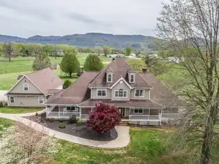 Special Sequatchie Valley Estate