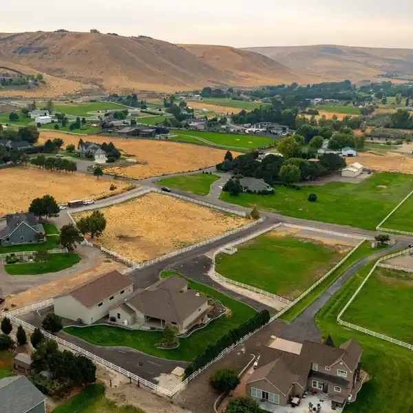 COMFORT AND STYLE ON TWO FULLY FENCED ACRES