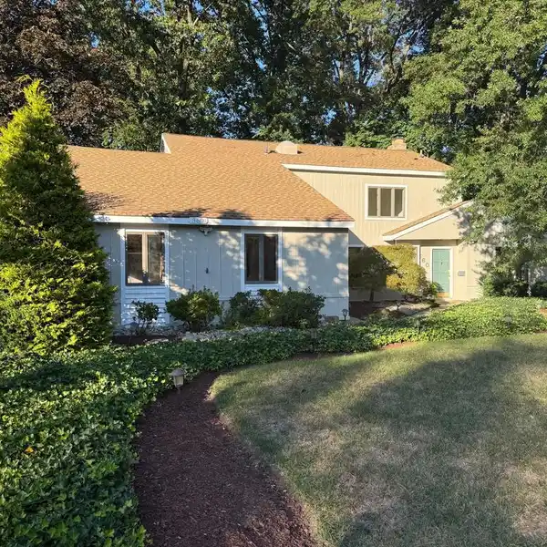 THOUGHTFULLY DESIGNED LIGHT-FILLED HOME