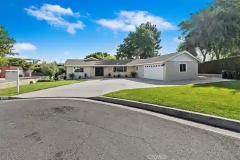 Newly Remodeled Entertainer's Delight