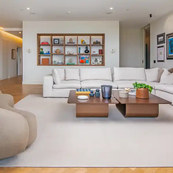 MODERN FLOW APARTMENT AT SOLARIS