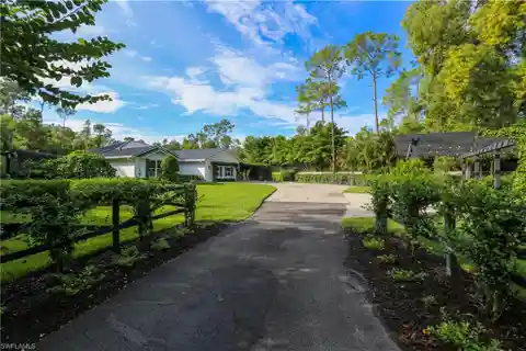 Reimagined Oakes Estates Estate with Tennis Court