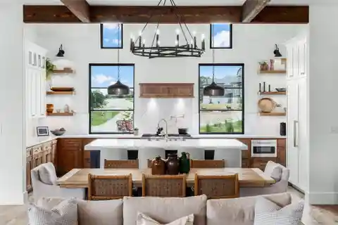 Luxury Meets Hill Country Elegance