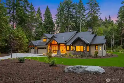 Premier Estate on 4.75 Serene Acres