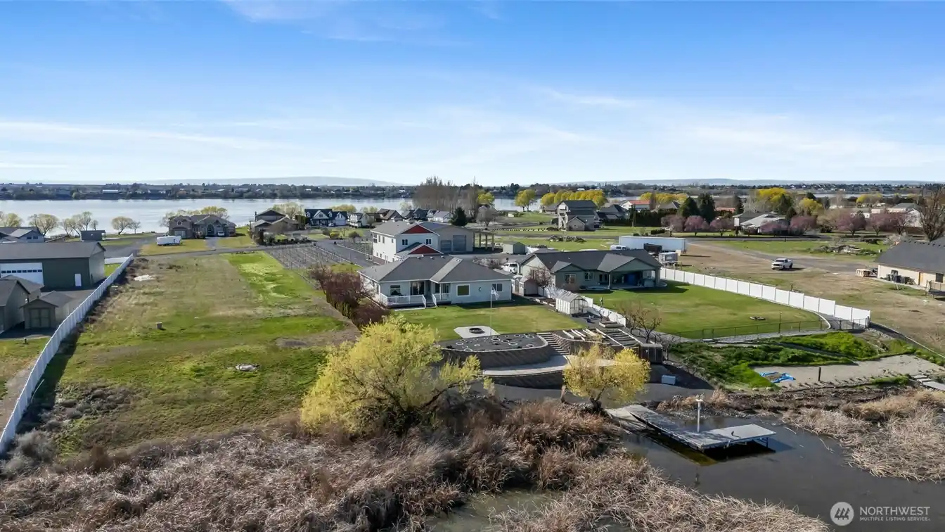 Versatile Waterfront Retreat
