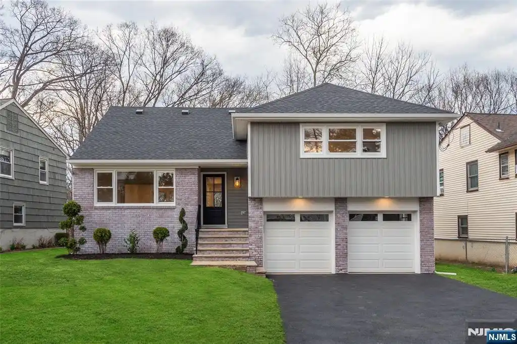Beautifully Renovated Split-level Home