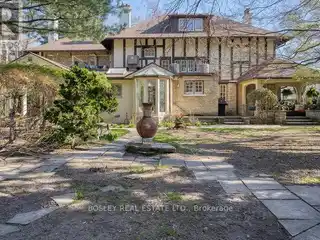 Grand Circa 1908 Residence