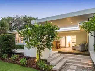 Gorgeous Fully Renovated Contemporary Home