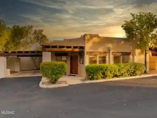 Bright and Spacious Casita